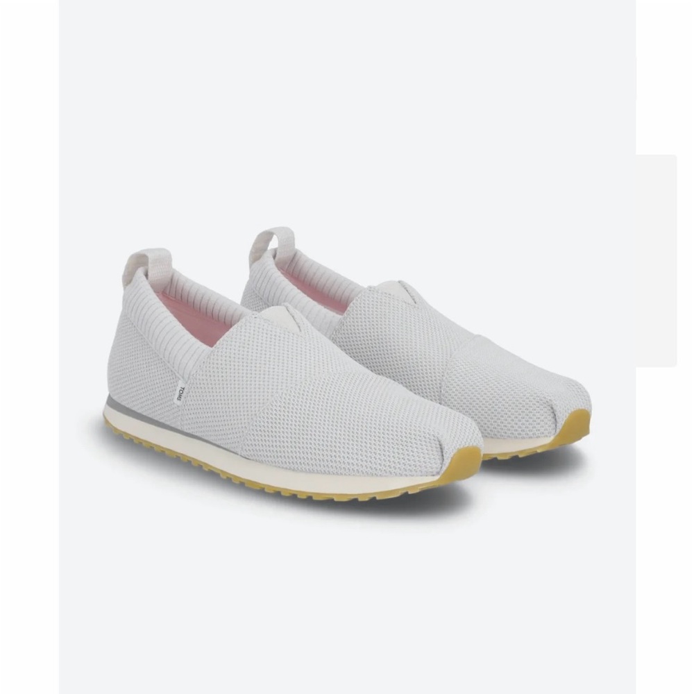 COPY - NWT TOMS Alpargata Resident Sneaker. 8.5